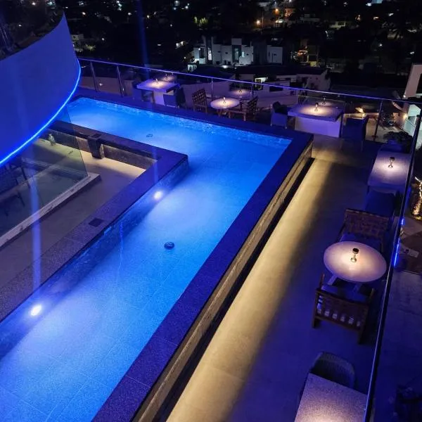 Hotel HBlue Malecón, hotel en La Paz