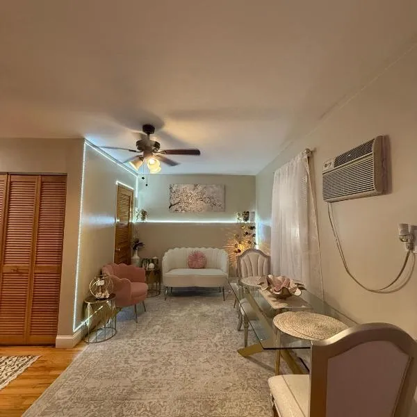 The Nest, hotel in Bronx