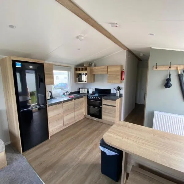 Liv's Caravan Parkdean Camber Sands, Hotel in Camber