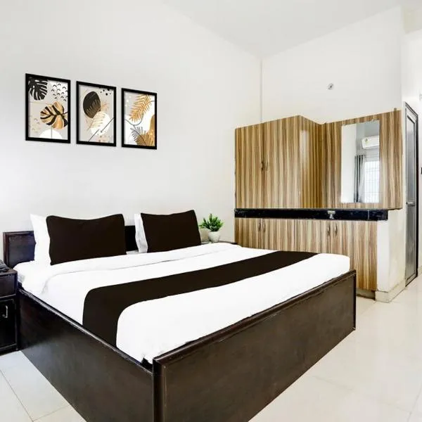 Viesnīca Hotel Shivam Grand Inn pilsētā Gorakhpura