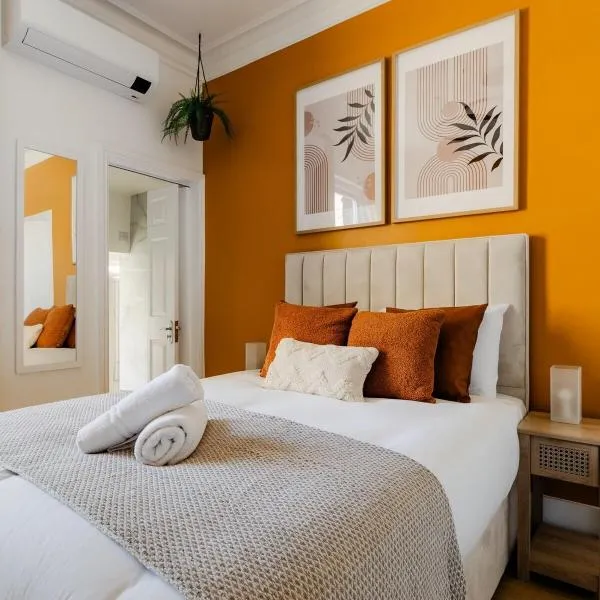 Hyde Park Designer Serviced Apartments with A/C, hotel in London