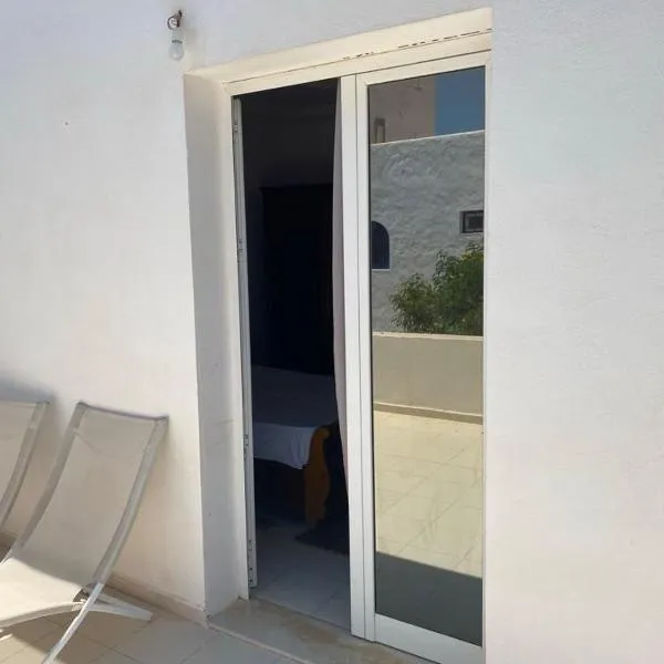 Cocon au bord de l eau, hotel in Zarzis
