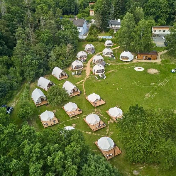 Glamping Slapy, ξενοδοχείο σε Slapy