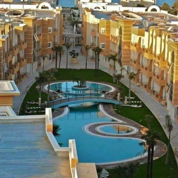 New 2-room secure residence, beach, pool, hotel u gradu Port El Kantaui