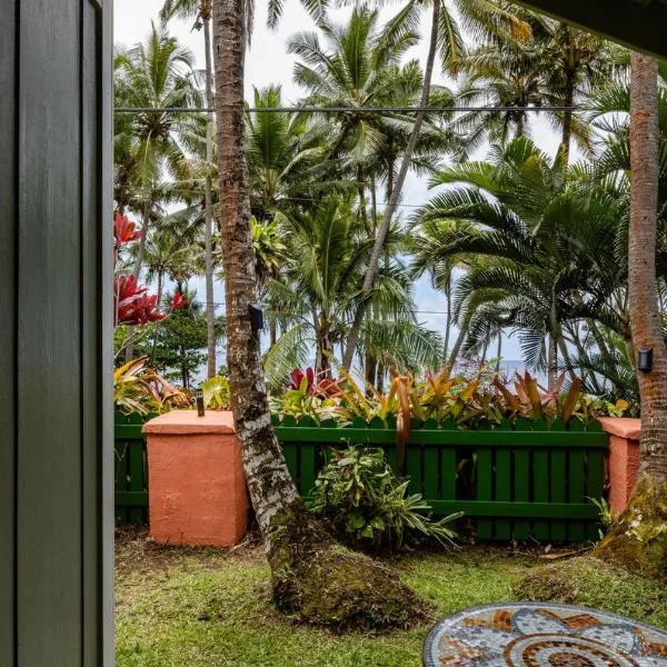 Whale House at Kehena Beach, hotel in Pahoa