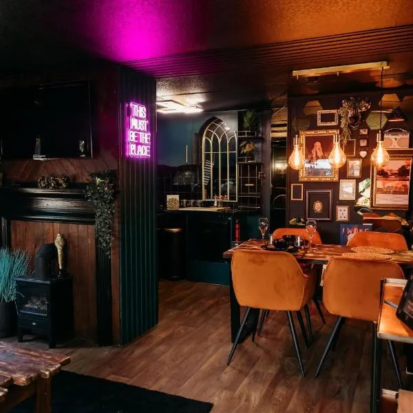 The Velvet Hideaway、バーナム・オン・シーのホテル