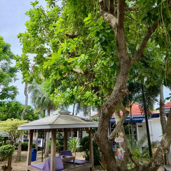 The Light House Resort - Kohlarn เดอะไลท์เฮ้าส์รีสอร์ท เกาะล้าน, hôtel à Ko Larn