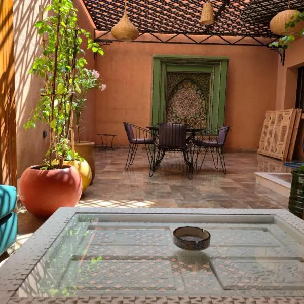 Appart avec patio Centre de Marrakech, hotel in Marrakesh