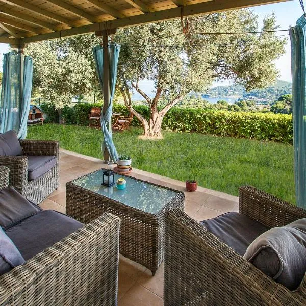 Ilios house, hótel í Achladies