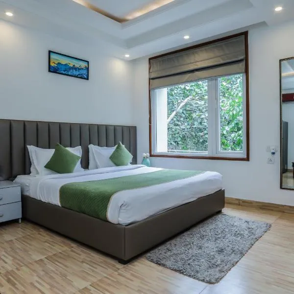 Red Rose Homestay - Rooms with Kitchenette, hotel in New Delhi