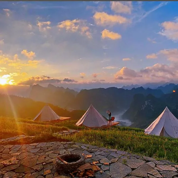 Sunrise Camping Ha Giang Lung Cu โรงแรมในห่าซาง