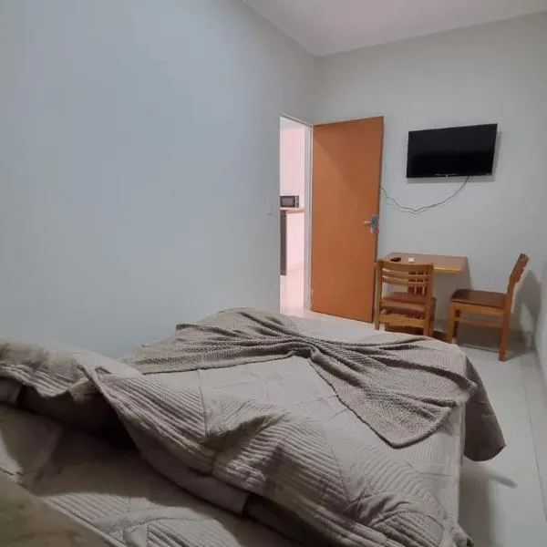 HOTEL Pousada ACONCHEGO Promissão, hotel v mestu Promissão