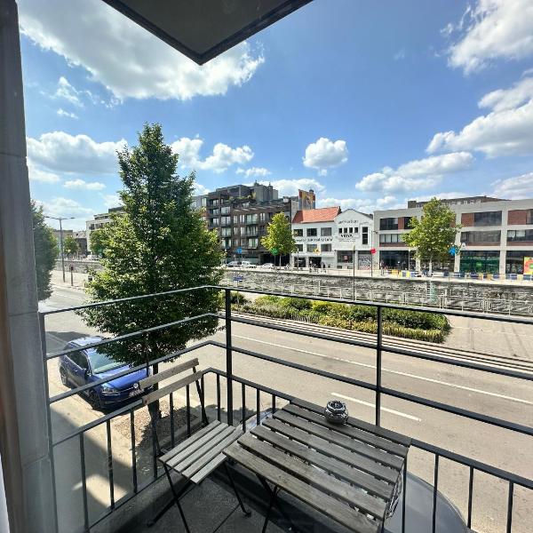 Modern 2 Bedroom Apartment for 6 - City Center, Bruksela