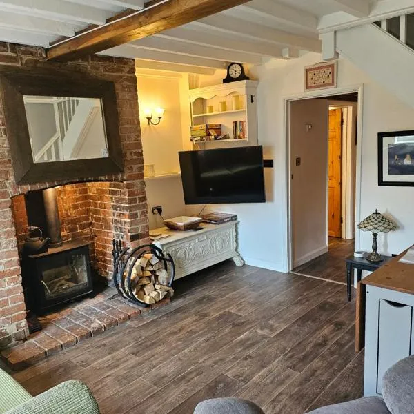 2 Church Path, hotel in Earsham