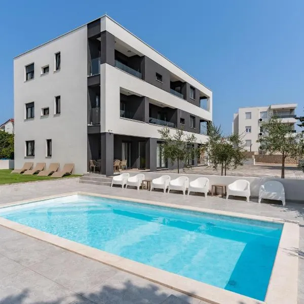 Villa SHARK 2 with a pool, hotell sihtkohas Novalja