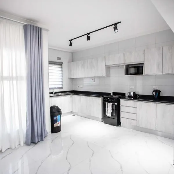 Longhorn Ibex Apartments, hotel a Lusaka