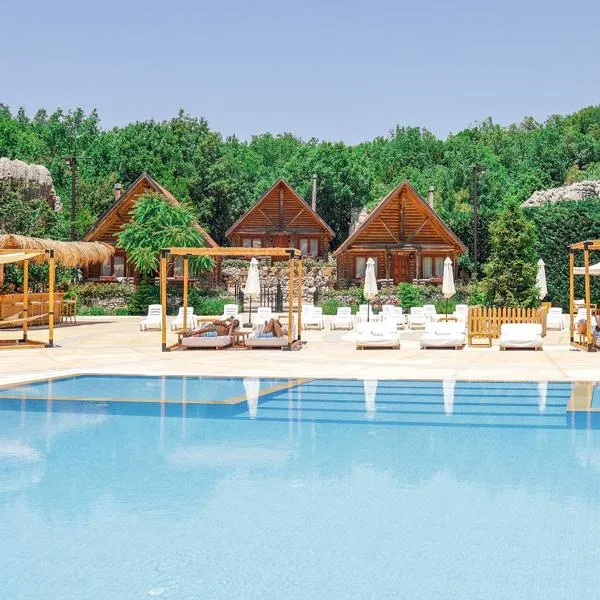 Wood Hills Hotel & Resort, Hotel in Mayrūbā