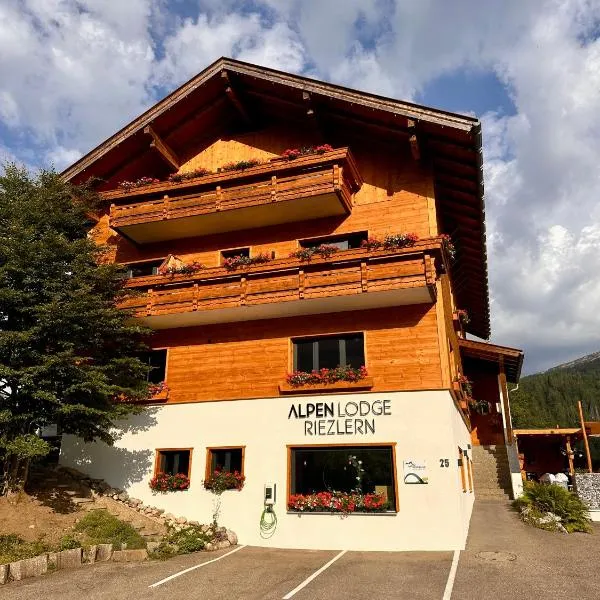 Alpen Lodge Riezlern, hotel in Riezlern
