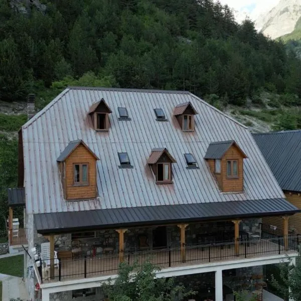 Lodge Martini Theth, hotel in Theth