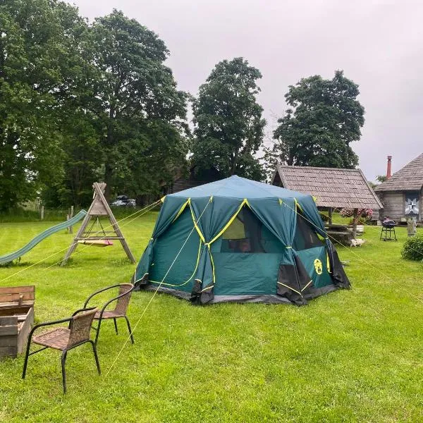 Stand-up tent and Sauna, farm experience BB, hotel in Atsalama