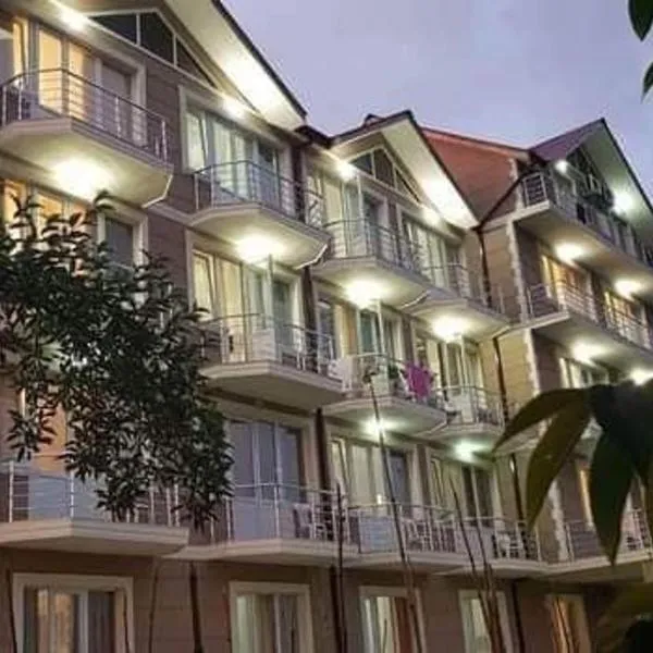 Golden Horizon House, hotel in Kobuleti
