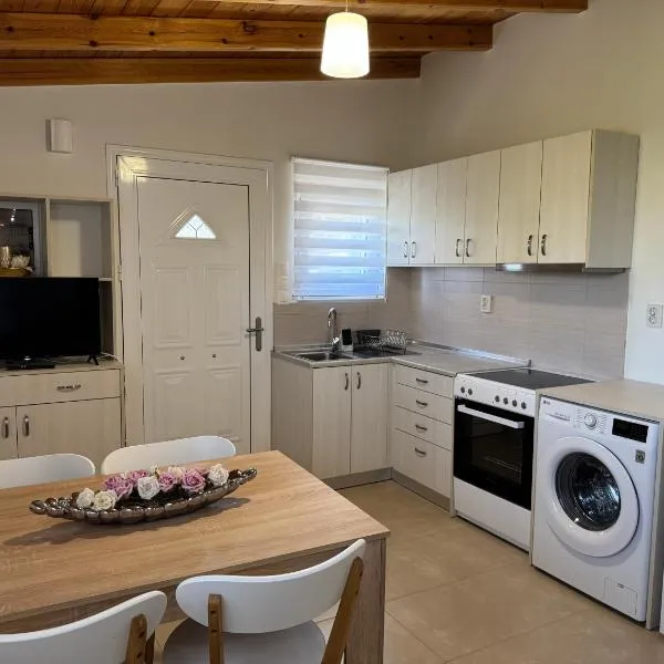 The Wooden Nest, hôtel à Asgourou