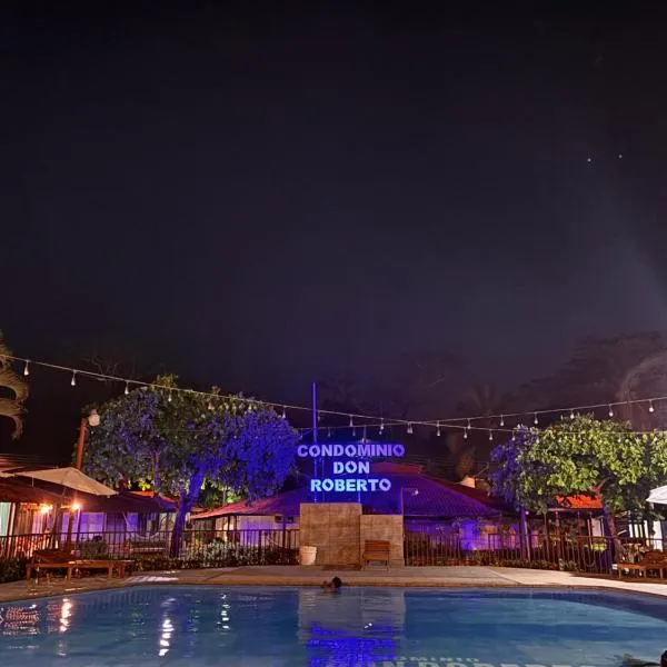 Sol y Mar, ξενοδοχείο σε Jacó