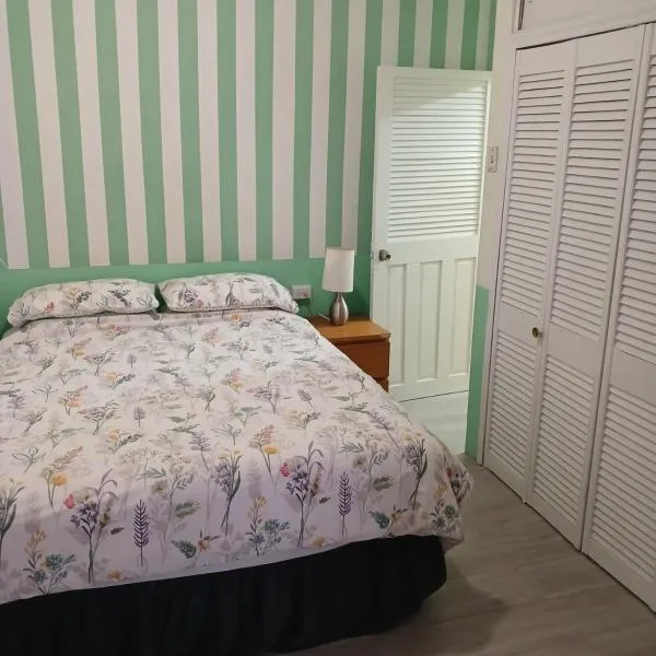 Maria's Cosy Haven, hótel í Barataria