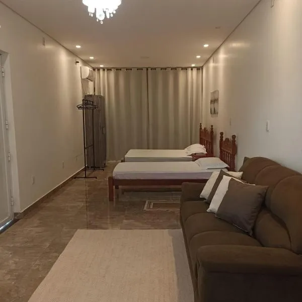 Lindo Loft no centro de Assis, hotel in Assis
