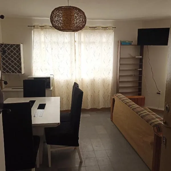 Amplio, cómodo y tranquilo a 10 min del aeropuerto, basilica y centro, מלון במקסיקו סיטי