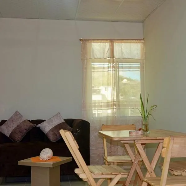 San Cristobal Surf House I, Hotel in San Cristóbal