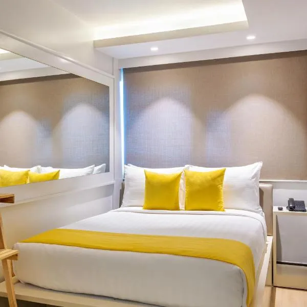 The Mini Suites Eton Tower Makati, hotel di Manila