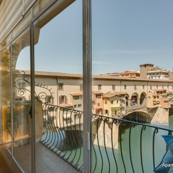 Apartment Ponte Vecchio Balcony