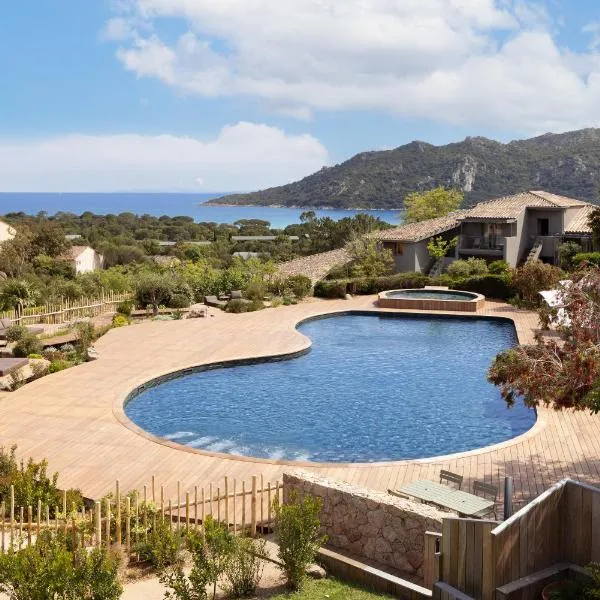Domaine Santa Giulia Palace, hotel v destinaci Porto-Vecchio