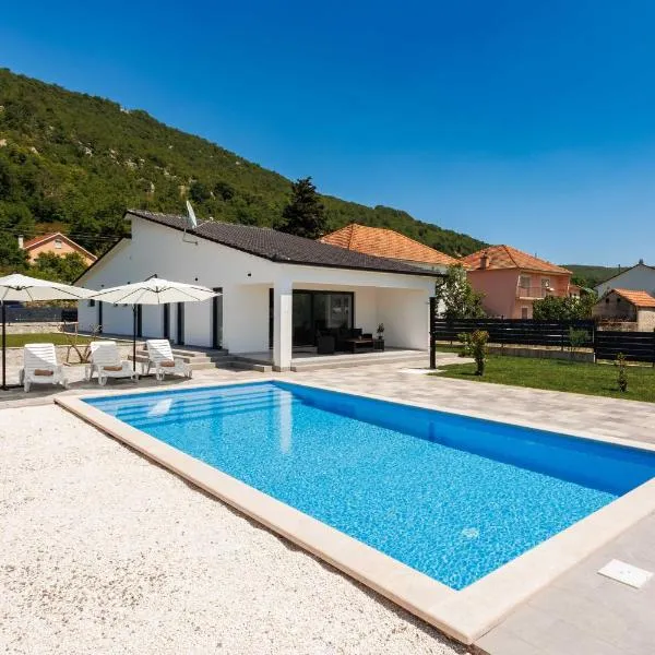 Kuća Grab, hotel v destinaci Grab