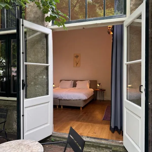 Barbera Guesthouse Hotel Apartments - Experience local life in the Old Centre, hotel v destinaci Haarlem