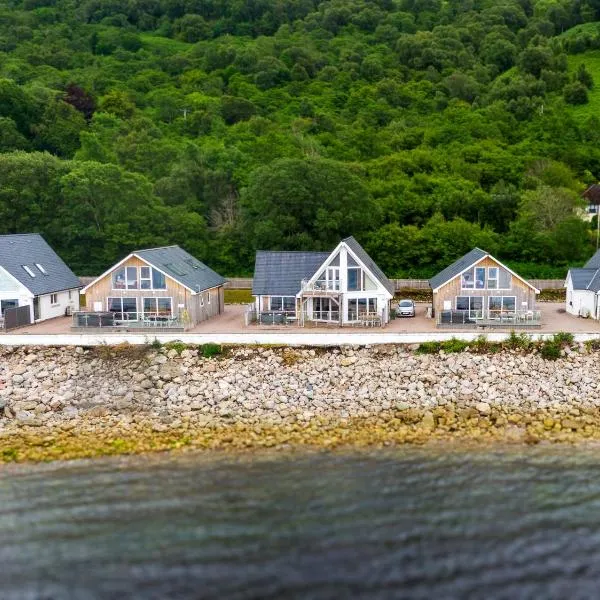 Beach Houses with Hot Tubs, hotel v destinaci Glencoe