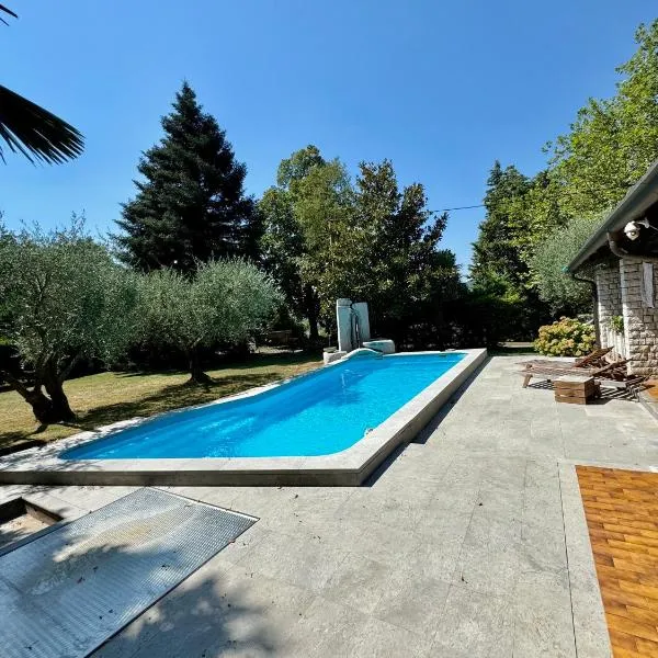 Božič Residence, ξενοδοχείο σε Vipava