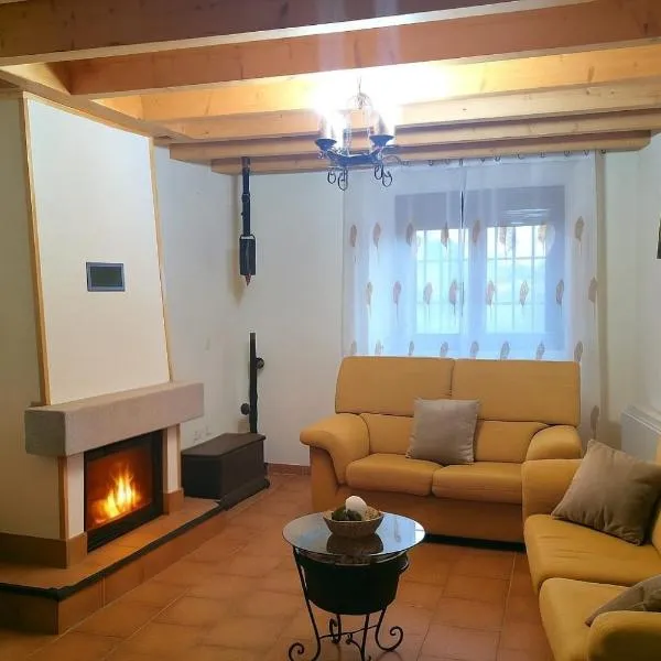 Casa Rural La Celestina, hotel v destinaci Navalmoro