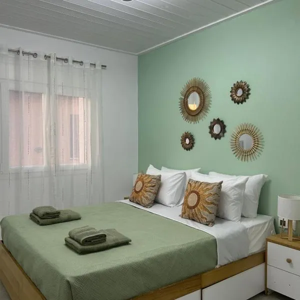 Soleil House, hotel en Kallirakhi