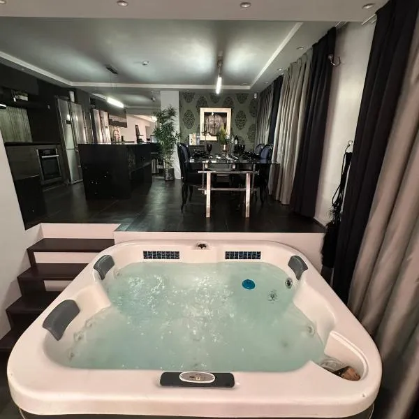 B&M Jacuzzi & Party time, hotel in Vilnius
