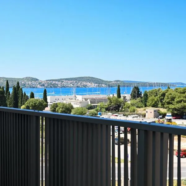 Apartman Girasole, hotel in Trogir