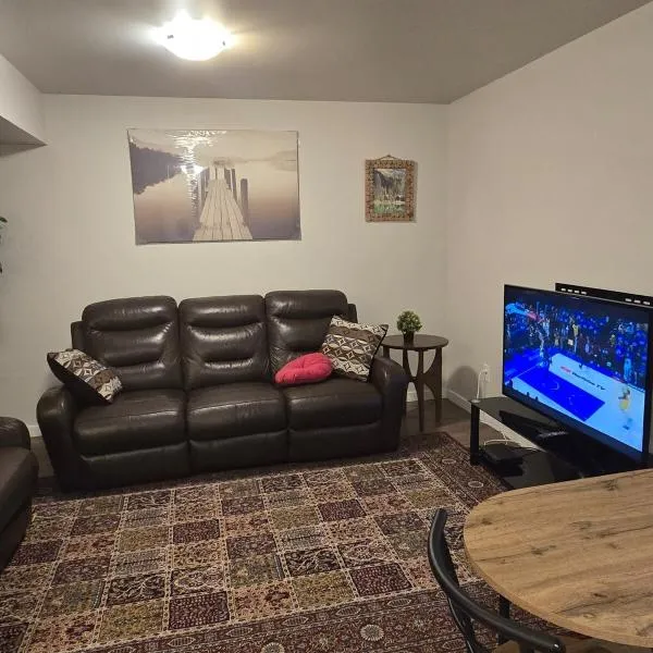 Welcoming, Restful Home!, hotel in Winnipeg