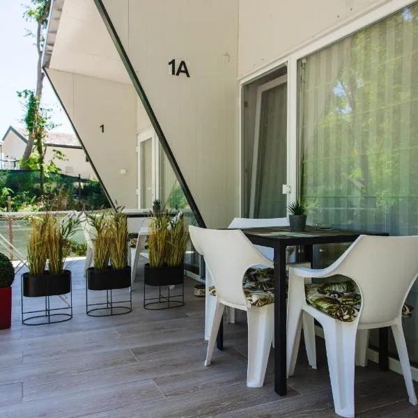 Albatross Breeze Bungalow 100m from the beach, hotel a Varna