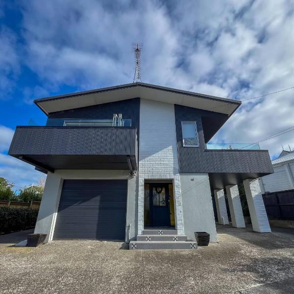 Birkenhead Pt -Seaview 3Bed3Bath, Auckland
