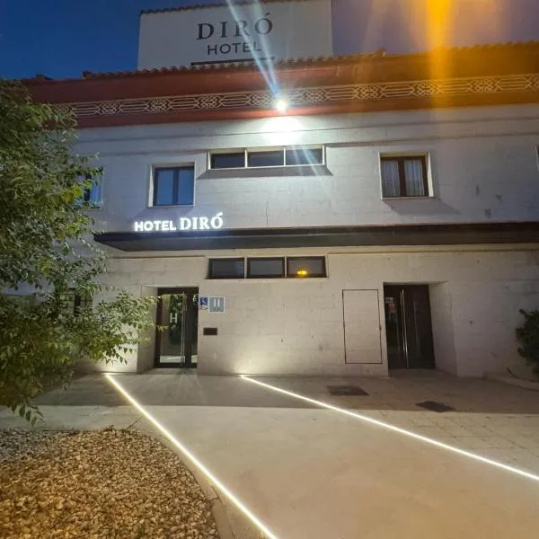 Hotel Ávila Diró, מלון באווילה