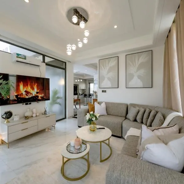 The AntBox Kingsland City Ibexhill, hotel sa Lusaka