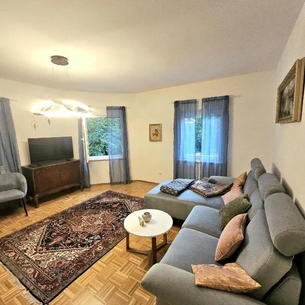 Zentrales Apartment am Rosengarten in Bad Kissingen, hotel di Bad Kissingen