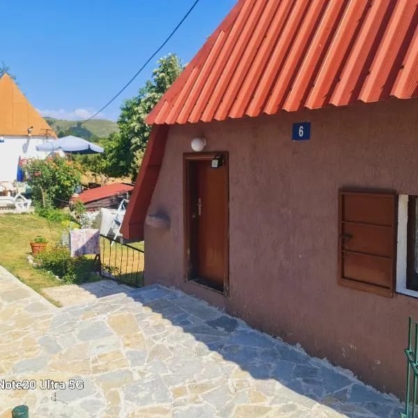 Seoski dom, hotell sihtkohas Šavnik