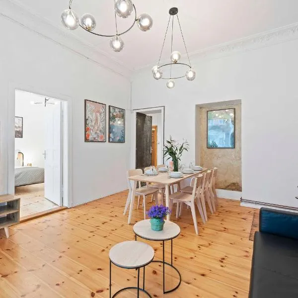 Holiday 33 Apartment M Schönhauser Allee, hotel v Berlíně